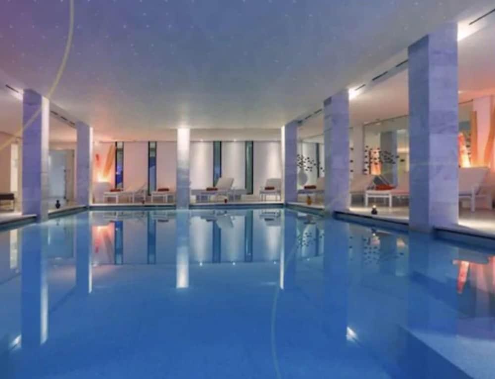 Cesar Resort & Spa Марракеш Екстер'єр фото The pool at the Mandarin Oriental, Munich
