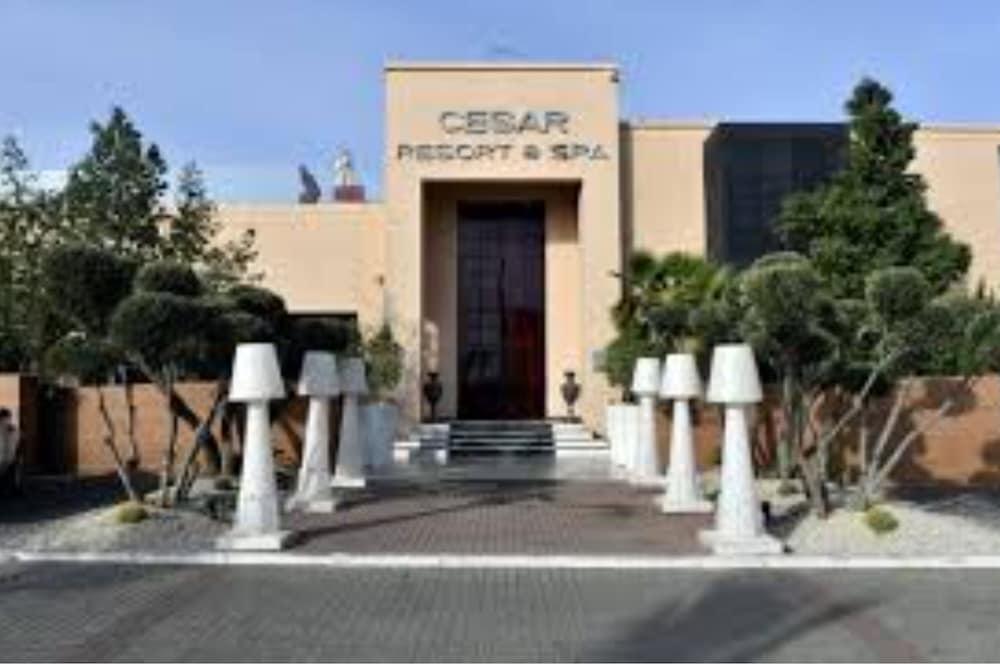 Cesar Resort & Spa Марракеш Екстер'єр фото The entrance of the spa